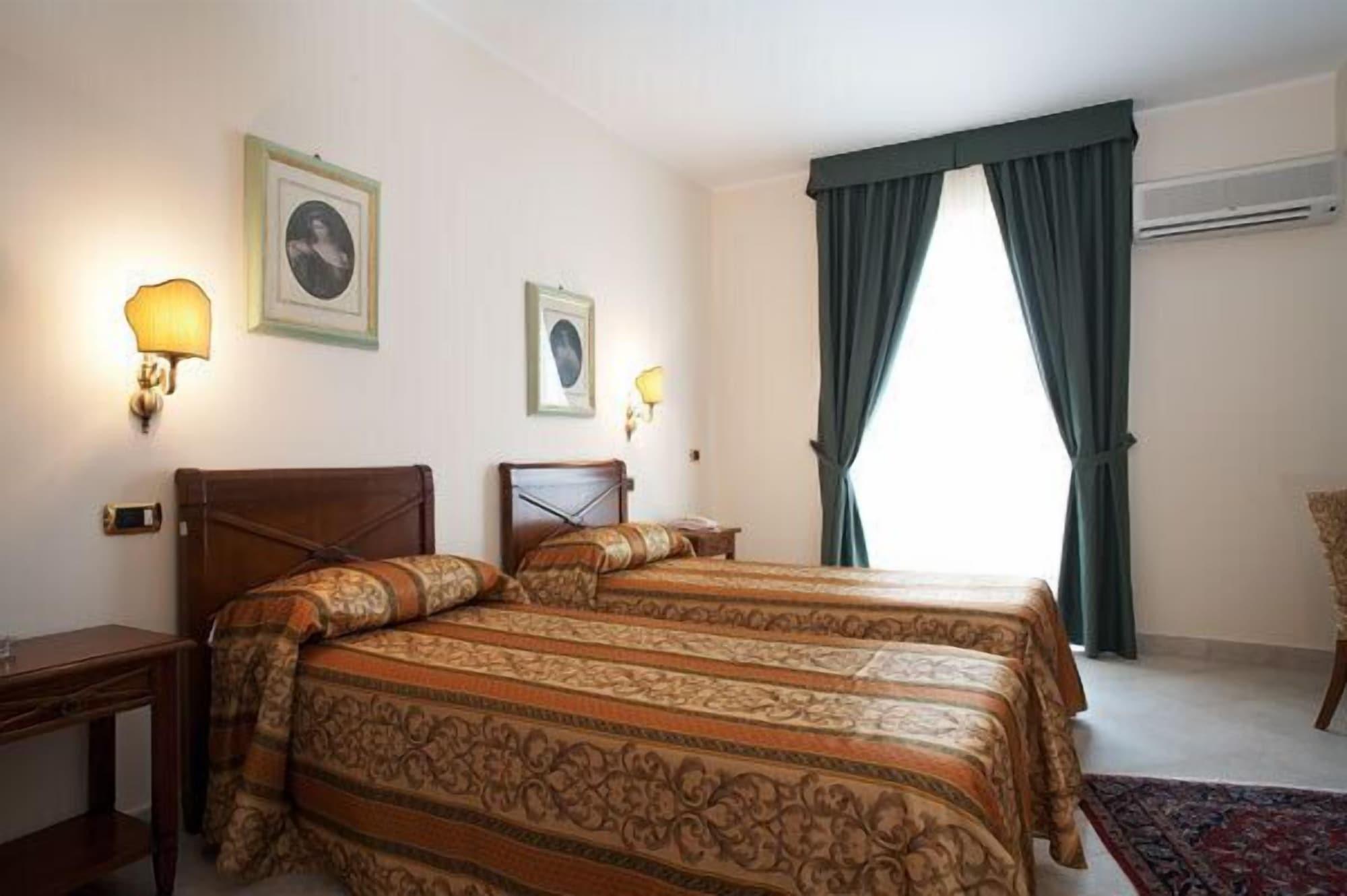 Hotel Delle Palme Фальконе Экстерьер фото