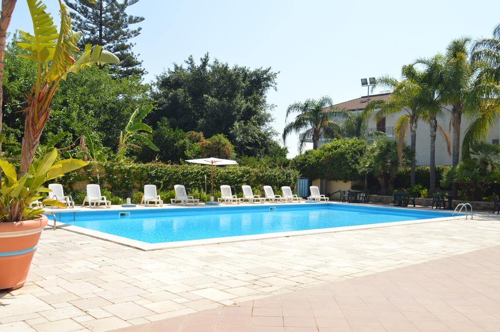 Hotel Delle Palme Фальконе Экстерьер фото